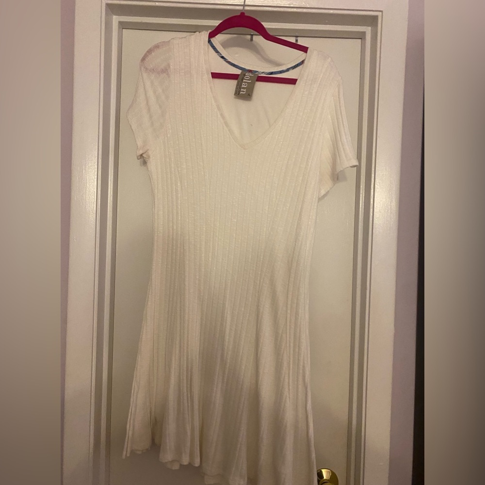 Anthropologie Cream V Neck T-shirt dress
